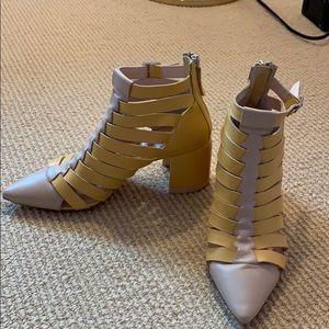 Open weave shoe/boot